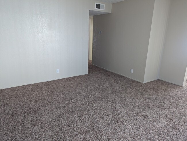 Photo - 939 Jamieson Ct Unidad 4