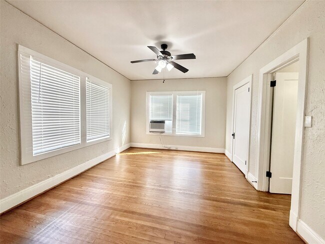 Photo - 3920 Fannin St Unit 110