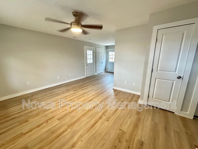 Photo - 427 Old Newnan Rd