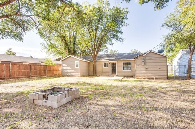 Photo - Pre Leasing for fall 2026! 3/2 in Tech Terrace!