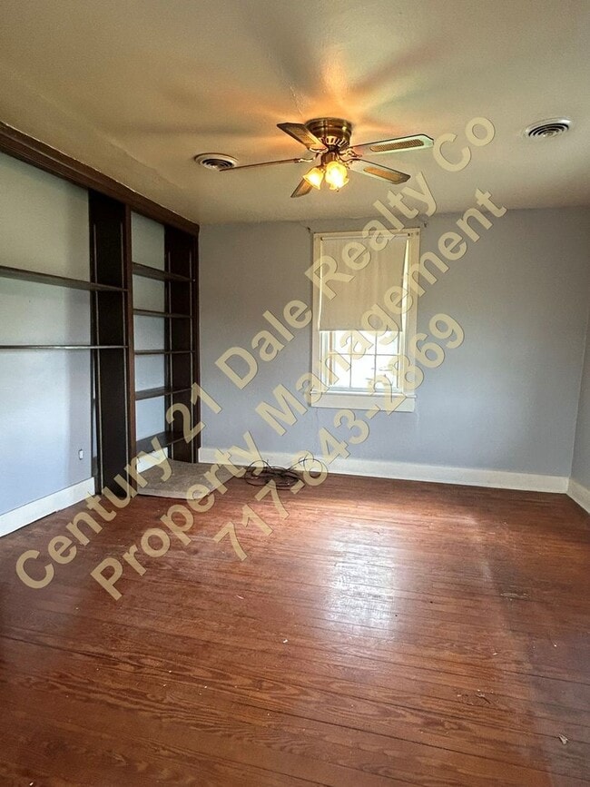 Photo - Large 3 Bedroom Apartment in South Eastern...