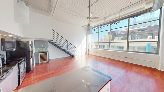 Building Photo - 2200-28 Arch St