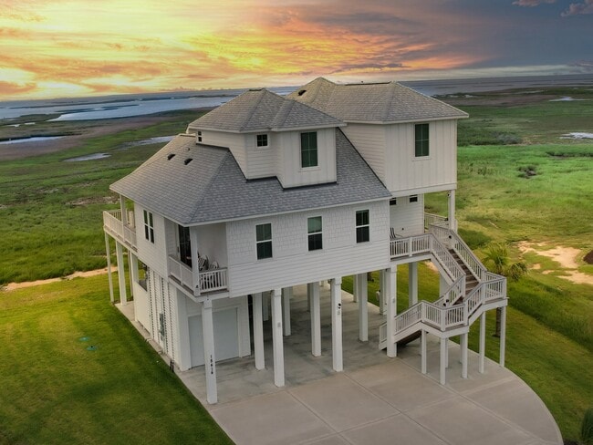 Building Photo - 18414 Indian Beach Ct