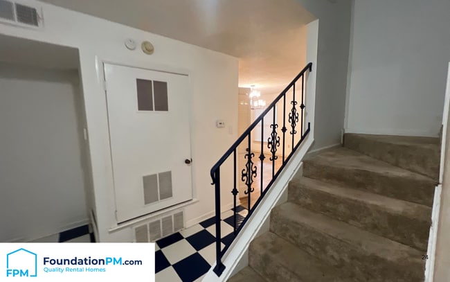 Photo - 3661 Haughton Ln