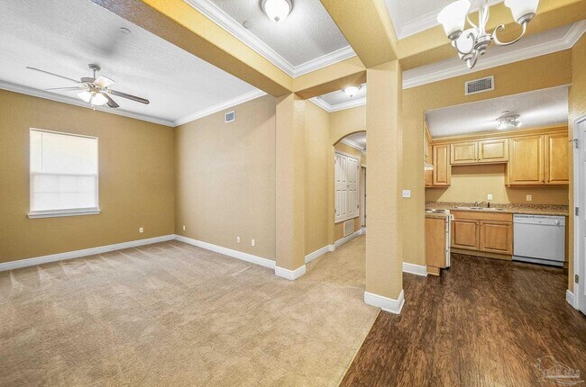 Photo - 7071 Lake Joanne Dr