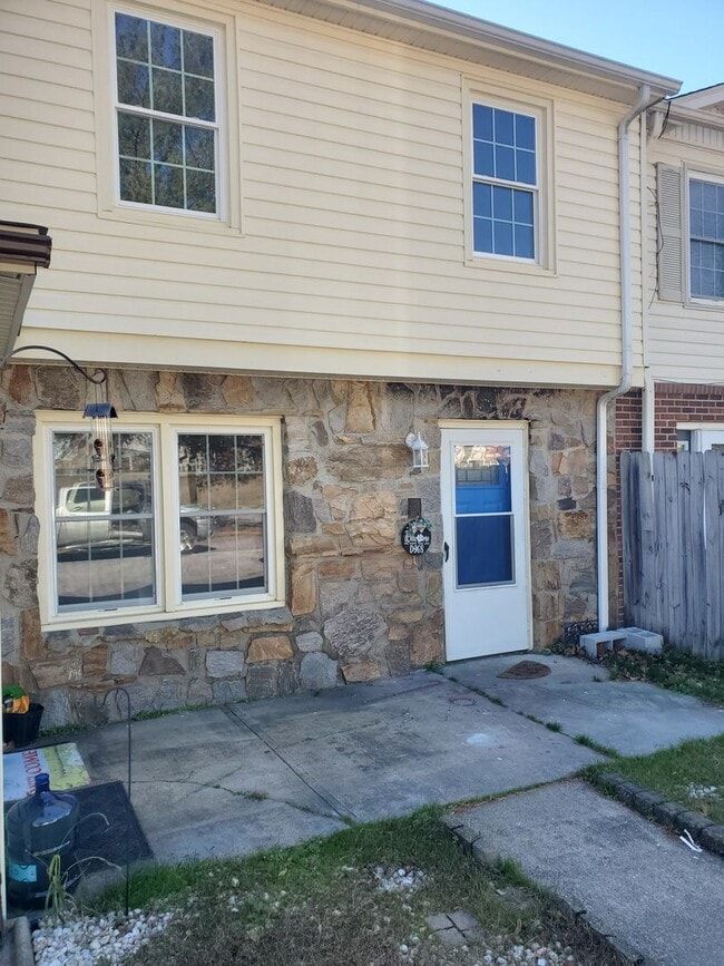 Building Photo - Call today to schedule your appointment