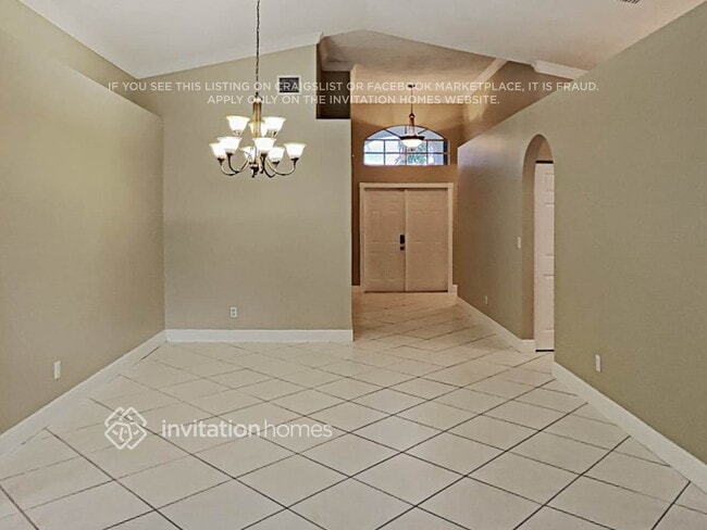 2794 SW 183rd Ave