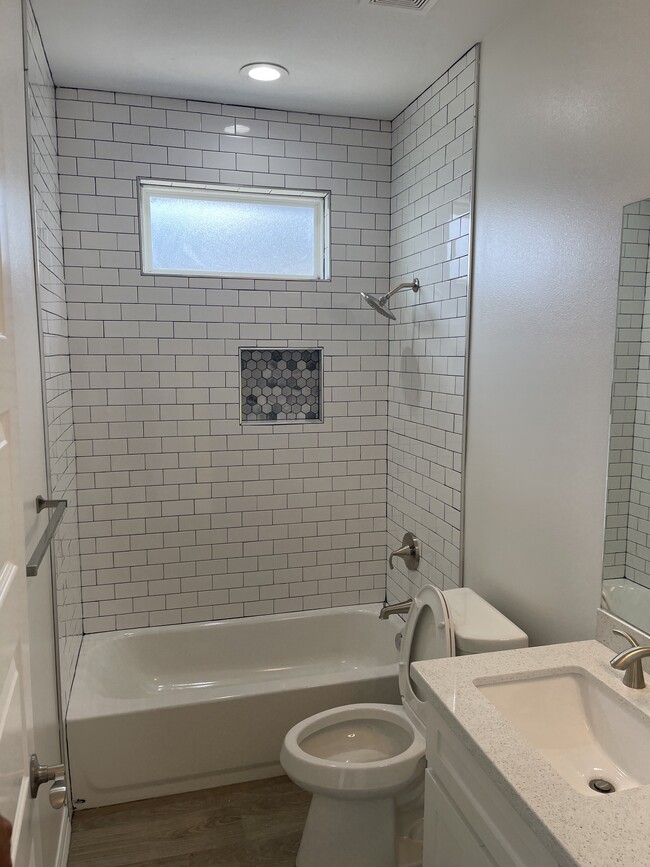 Photo - 113 Torrey Pines Rd