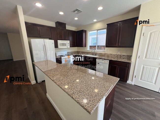 Photo - 2486 El Fresco Dr