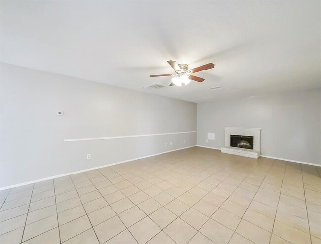 Photo - 10827 Sugar Hill Dr