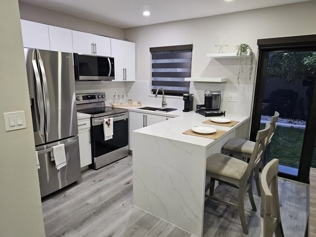 Photo - 11022 SW 6th St Unidad Renovated Duplex near FIU