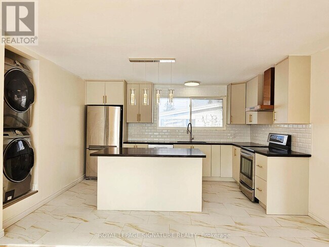 Photo - 38 Sherry Ln