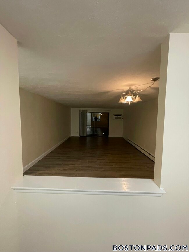 Photo - 245 Main St Unidad 46