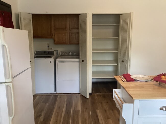 Photo - 813 Pine Ave Unit Duplex