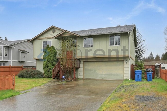 Building Photo - 1715 Gohr Rd