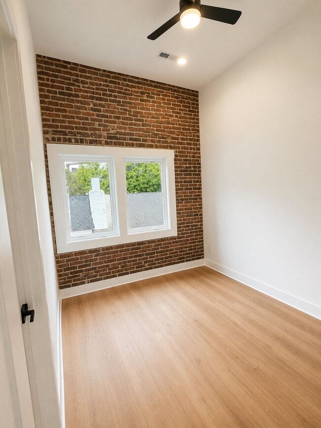 1202 Chestnut St Unit 201