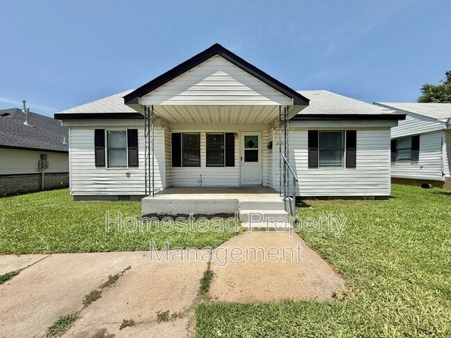 Photo - 2141 SW 45th St Casa