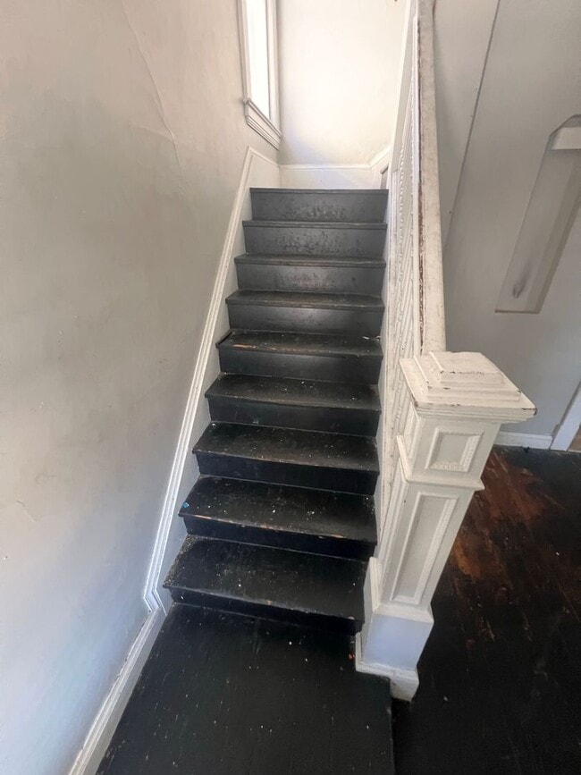 Photo - 839 E 146th St