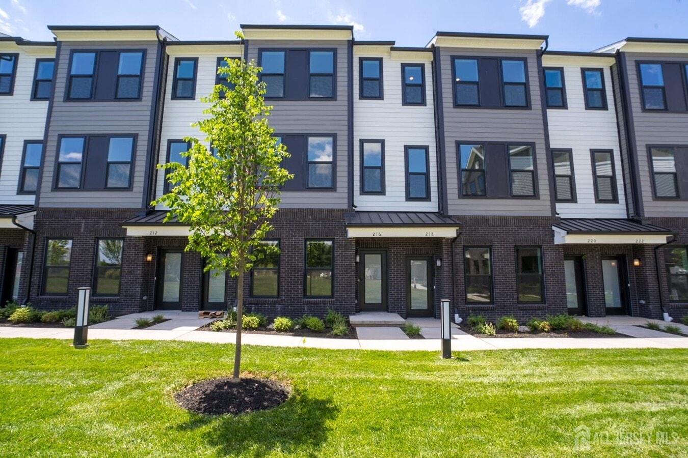 Photo - 222 Peyton Pl Townhome
