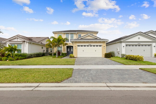 Building Photo - 13548 Spruce Pne Dr