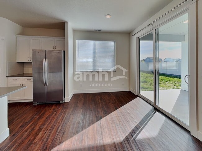 Photo - 9357 W Clancy St