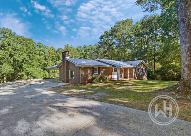 Photo - 105 Windcreek Ln