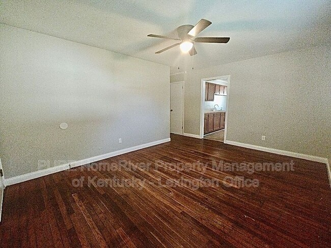 Photo - 608 Main Ave