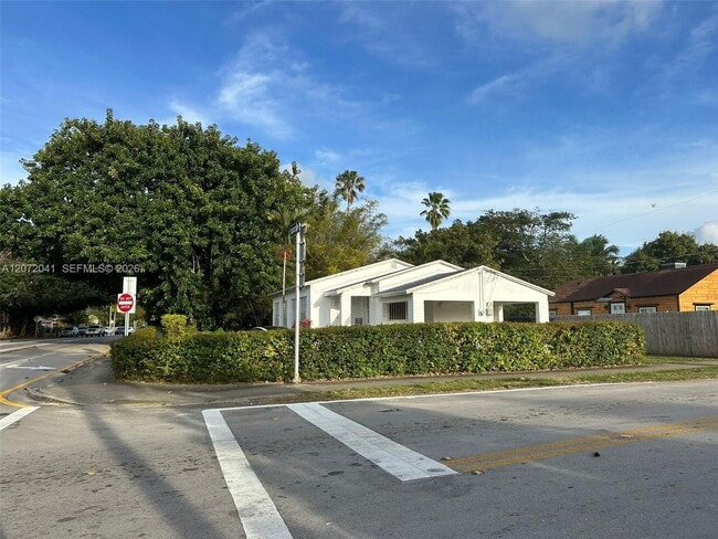 Photo - 382 NW 82nd St