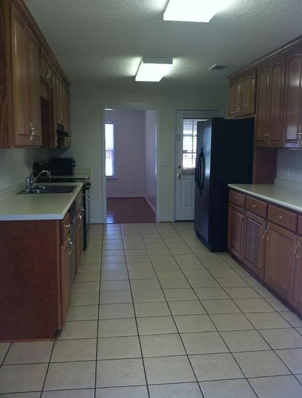 Photo - 11 Cherie Ln