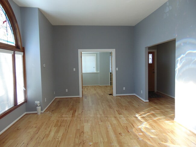 Photo - 824 NE Ravenna Blvd