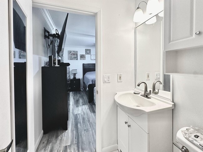 Photo - 13619 57th Pl N