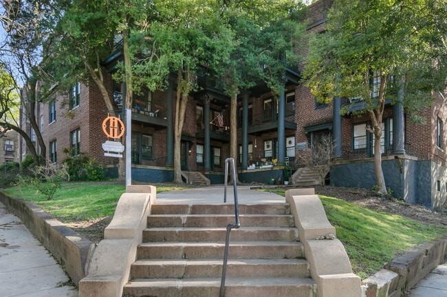 Photo - Underwood Court