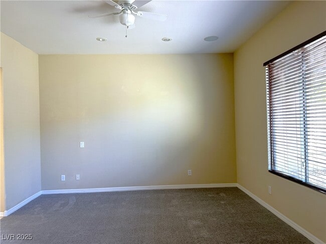 Building Photo - 33 Gladewater Dr