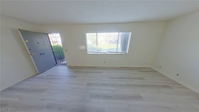 Photo - 210 Greenbriar Townhouse Way