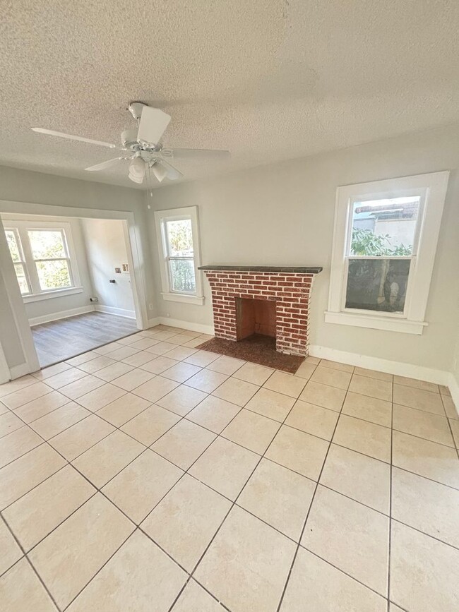 Photo - 726 35th Ave S Unit A