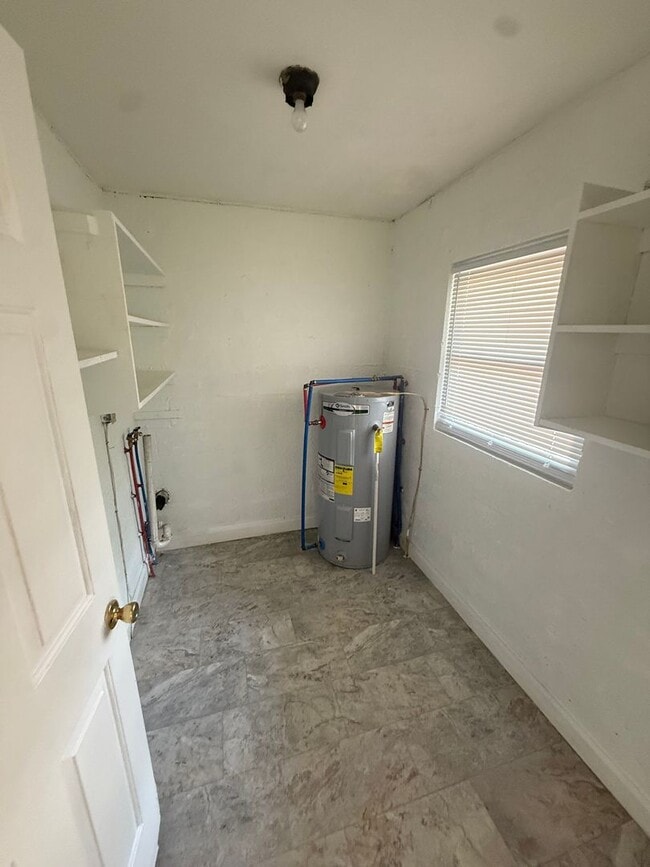Photo - 208-210 10th Ave Unidad 208 10th Ave