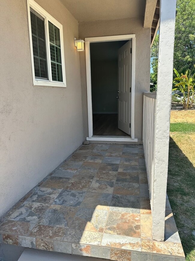 Photo - 2713 Karen Pl