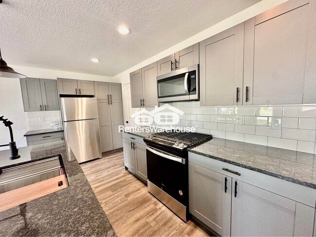 Photo - 2105 Willis Ave