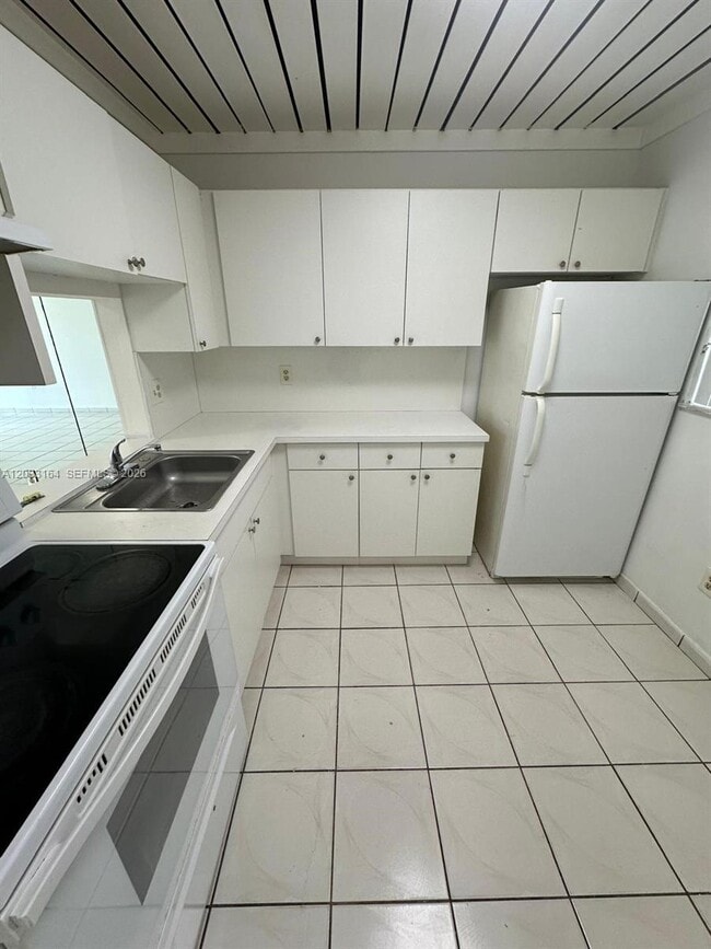 Photo - 2800 NW 56th Ave Unit G201