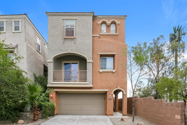 Photo - 4786 Cortina Rancho St Casa