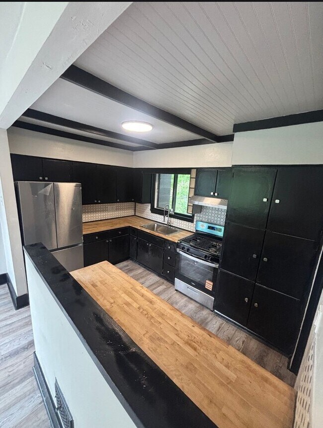 Photo - Fully updated 4 bedroom 2 bathroom house for rent!