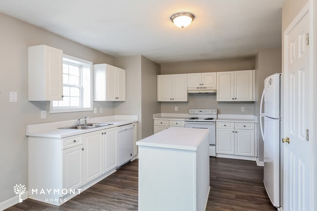 Photo - 109 Crossview Dr