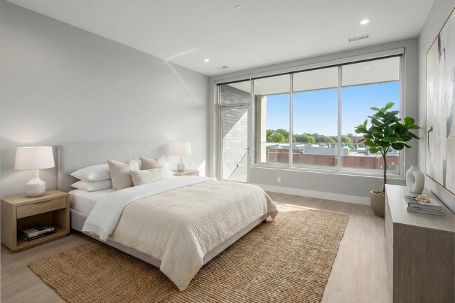 Main Living Apartments