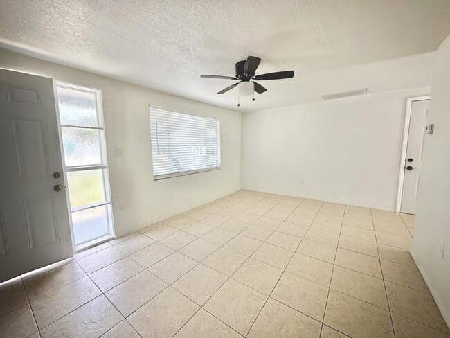 Photo - 4525 Nimmer Dr