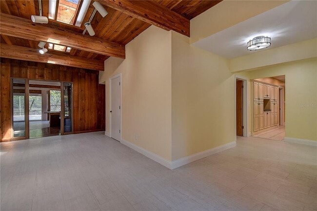 Photo - 1247 Monticello Blvd N