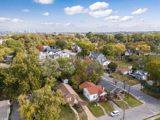 Photo - 8511 Florence Ave