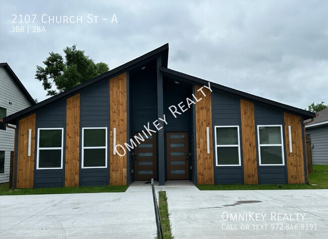 Building Photo - 2107 Church St Unit A