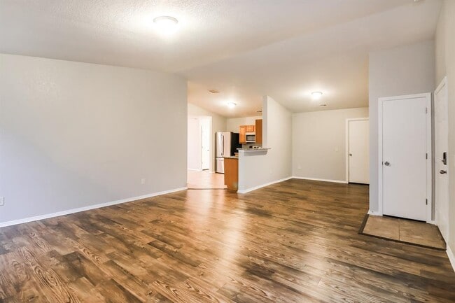 Photo - 14913 Madder Dr