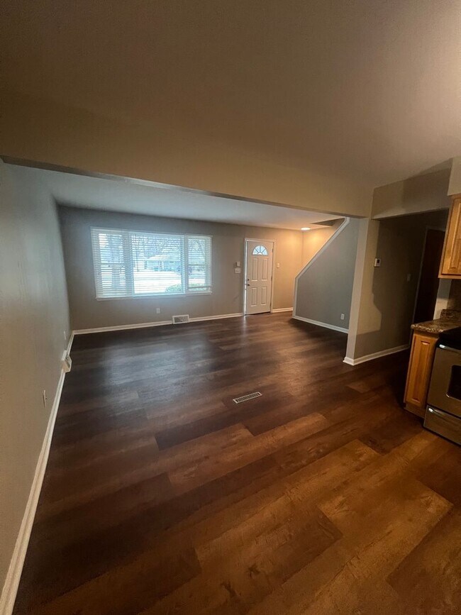 Photo - Coming Soon!! 3 Bedroom 1 Bath Southern View! House