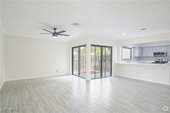 Building Photo - 711 SE 12th Ave Rental